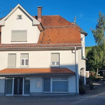 Nguyen Le 3 Schlafzimmer, 7 Bette,Dusche, 2 Wc , Kueche Ab 2 Uebernachtungen Neukirch  Exterior foto