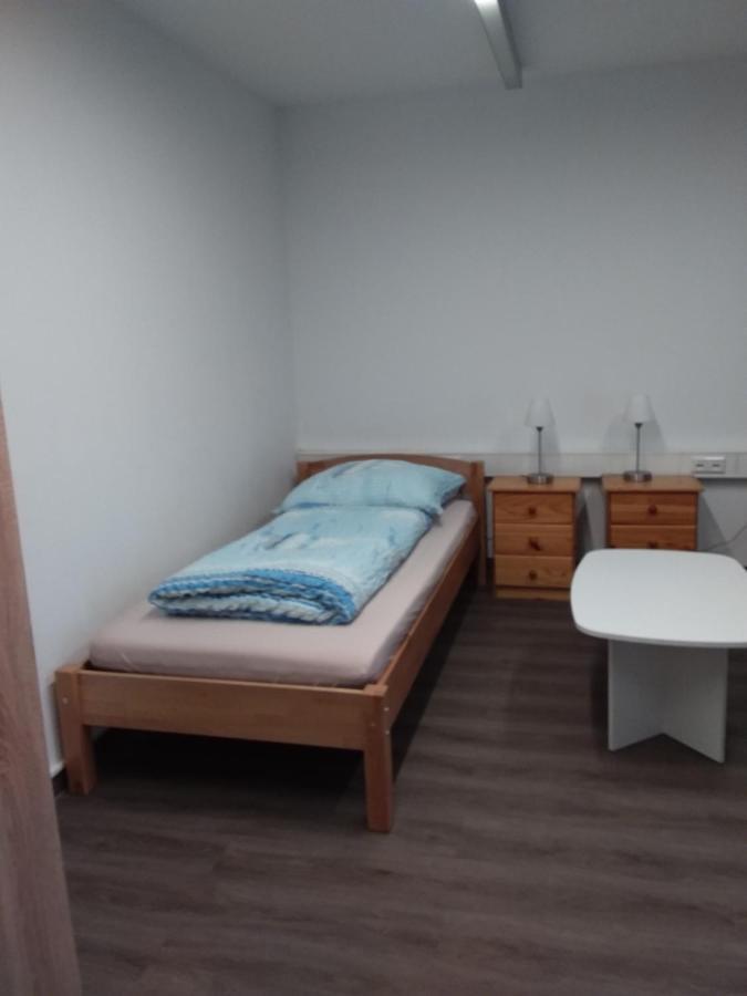 Nguyen Le 3 Schlafzimmer, 7 Bette,Dusche, 2 Wc , Kueche Ab 2 Uebernachtungen Neukirch  Exterior foto
